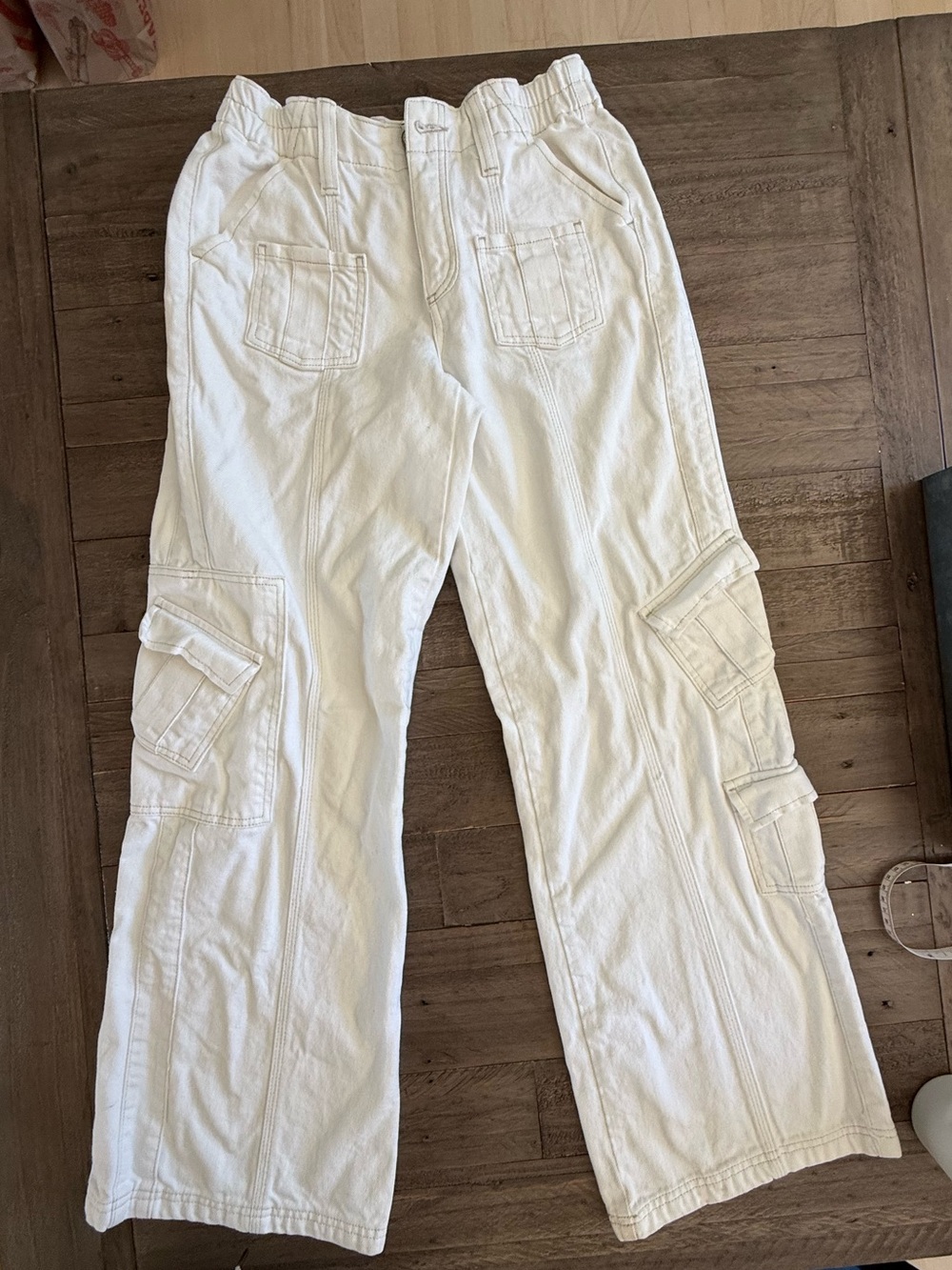 BDG - White Jean Y2K Cargo Pants with Utility Pockets